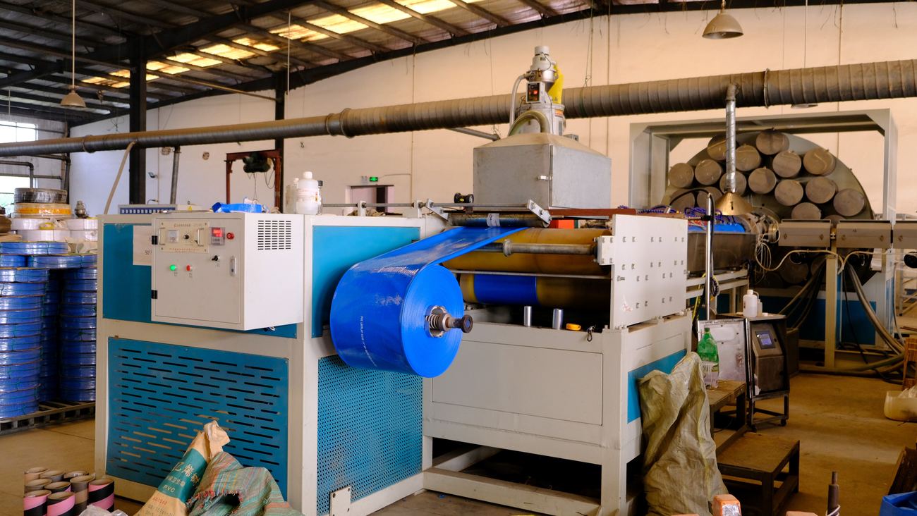 Automatic PVC hose production line